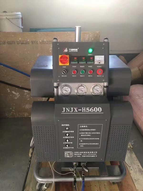 聚氨酯保溫發泡機 H5600液壓型(圖1) 聚氨酯保溫發泡機H5600液壓型
